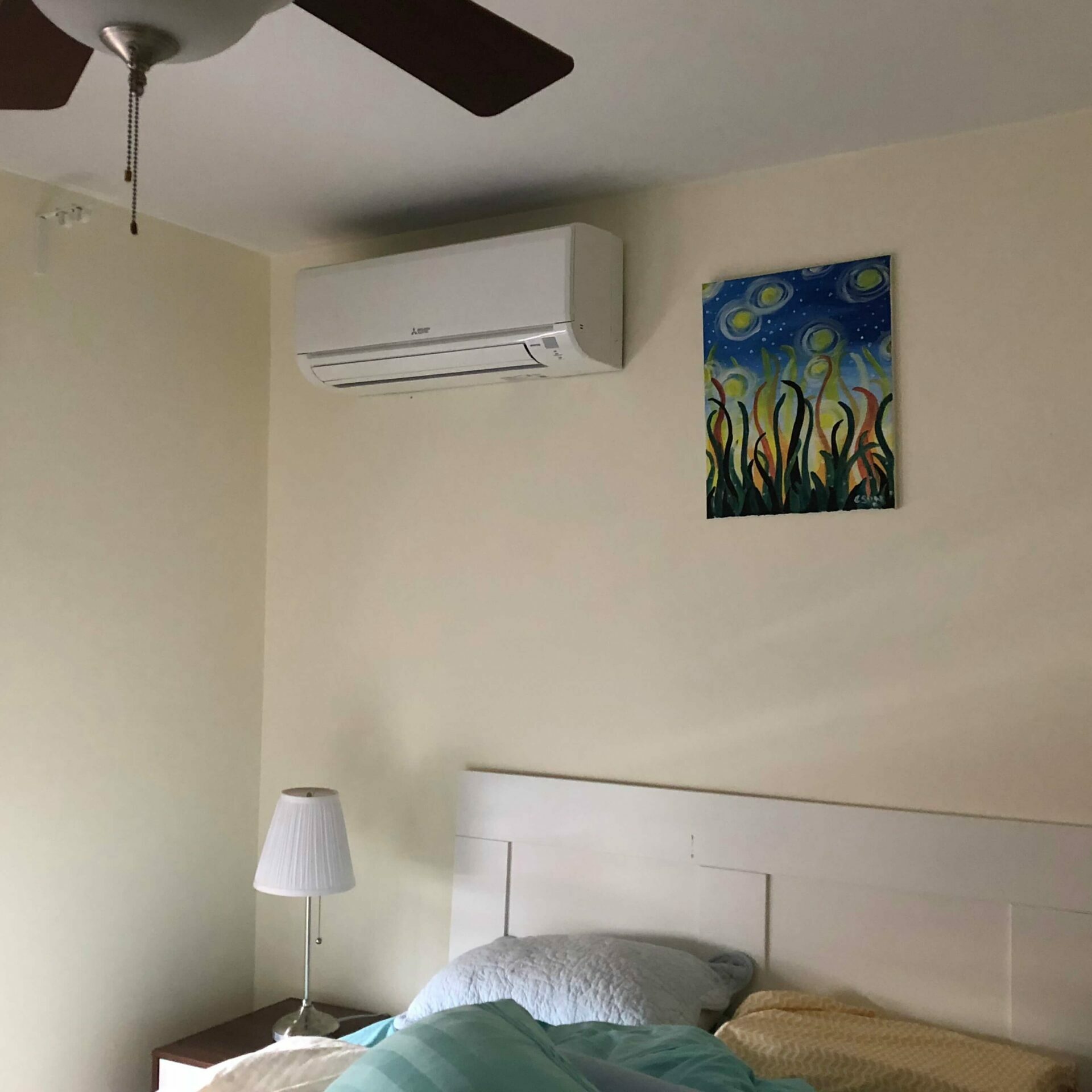 ductless ac system in bedroom